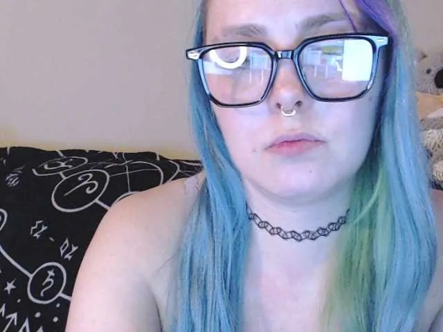 Cherribomb29 on BongaCams