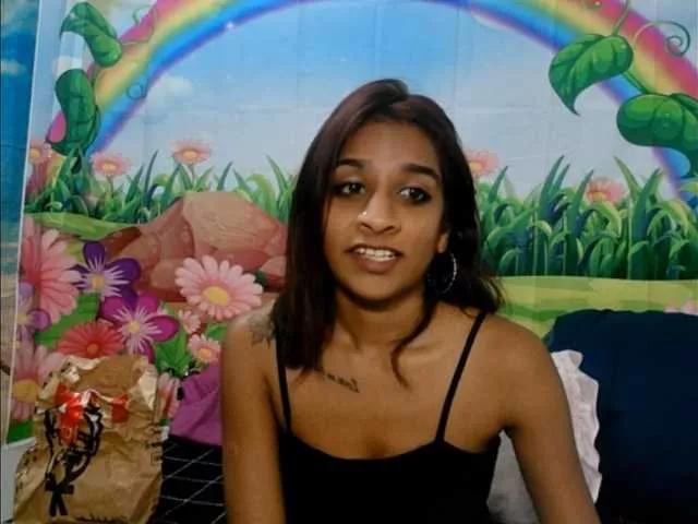 cherryindian4u on BongaCams 