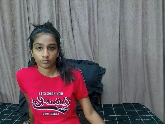 cherryindian4u on BongaCams 
