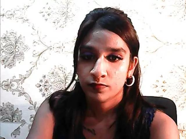cherryindian4u on BongaCams 