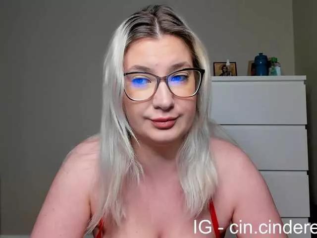 Cinderella07 on BongaCams 