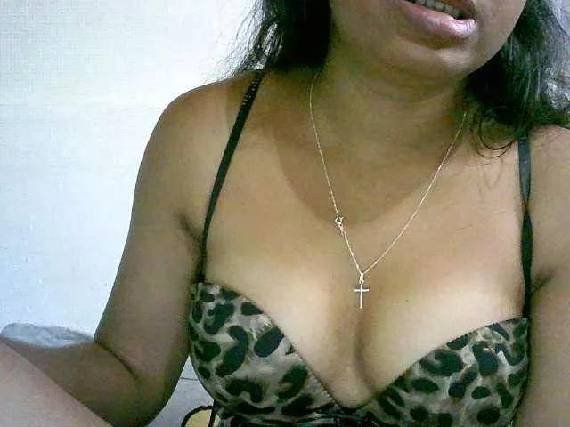 Cindielovely on BongaCams 