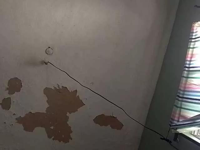 Clintonsexy on BongaCams