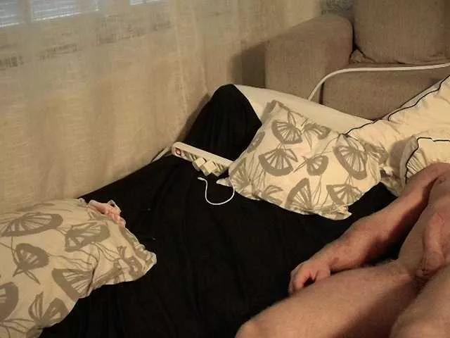 coupletoy97 on BongaCams