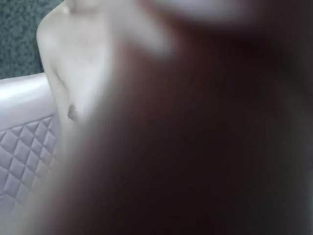 CrisstalPink from BongaCams