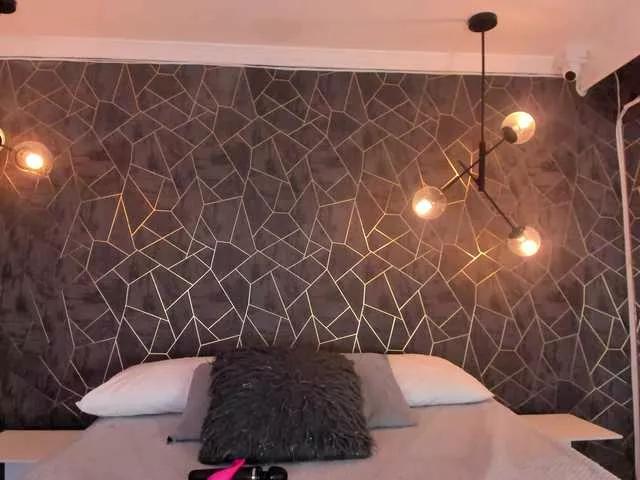 Offline dawa-angels on BongaCams