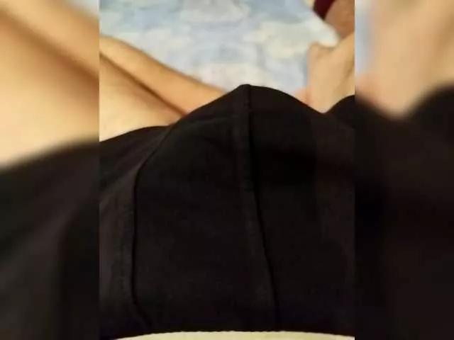 Offline Designer011 on BongaCams