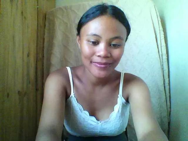Dilliannah on BongaCams 