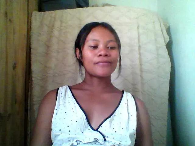 Dilliannah on BongaCams 