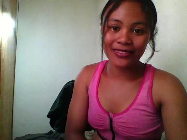 Dilliannah on BongaCams 