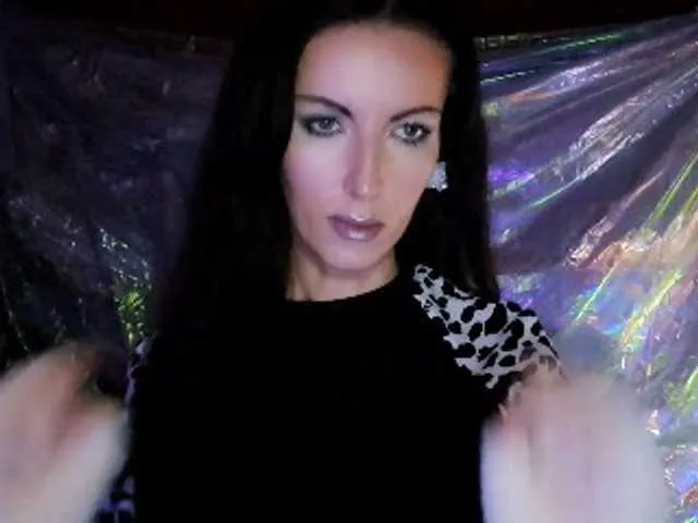 DizaKitty on BongaCams