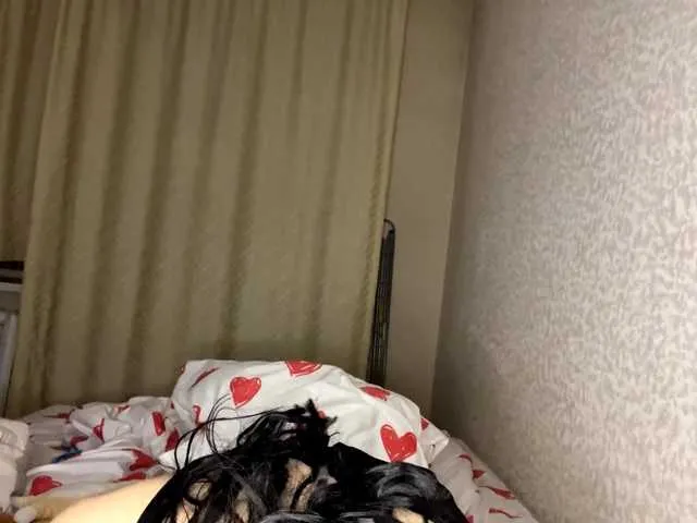 DominicaTkach — Goal : Help me to take off my top  @remain