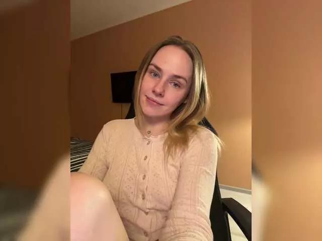 Checkout 18 years old elegantbabe from BongaCams elegantbabe from BongaCams