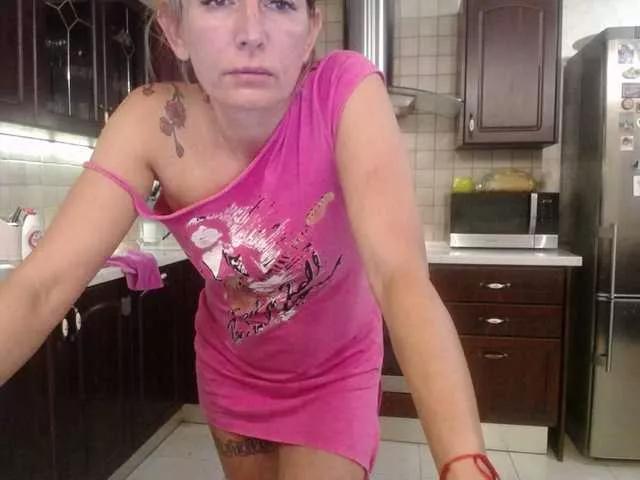 Elei2345 on BongaCams 