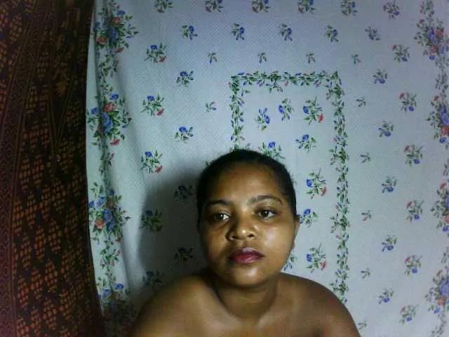 elisah on BongaCams