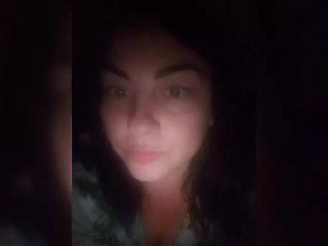 Ellisha-Ellis on BongaCams