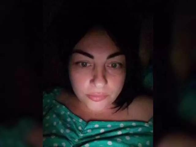 Ellisha-Ellis on BongaCams