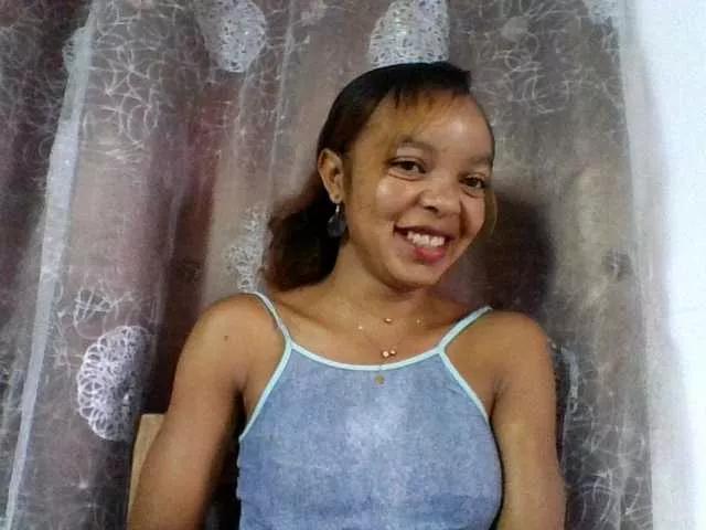 ELODIE12 on BongaCams 