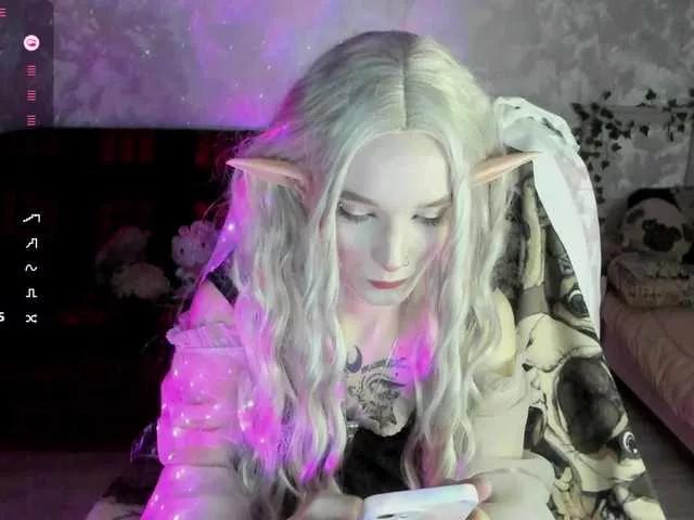 Elven1kiss on BongaCams 