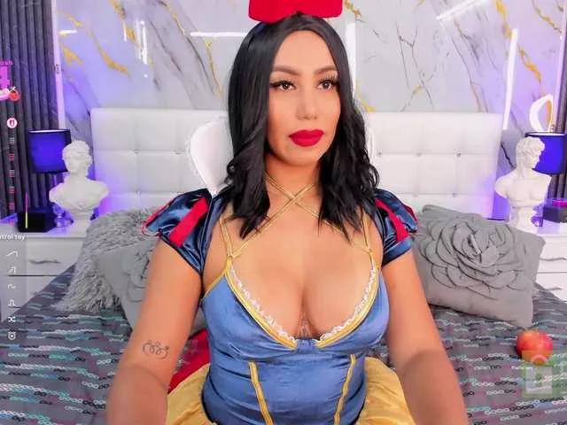 EmilyLeah on BongaCams 