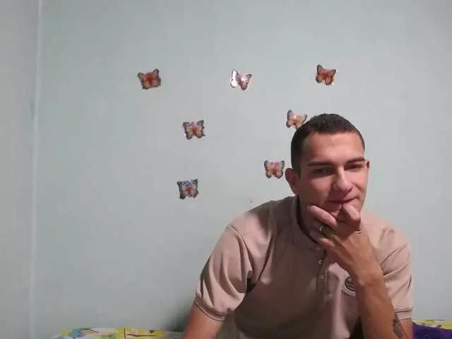 Sexy Emilyvalencia wants you to fuck their body now Emilyvalencia from BongaCams