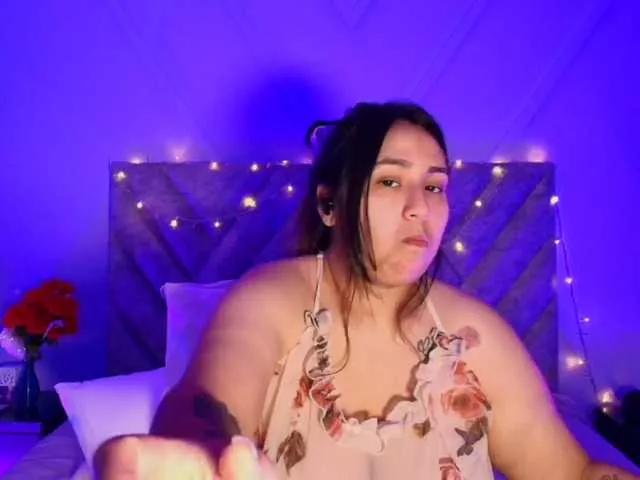 emmajohnss on BongaCams 