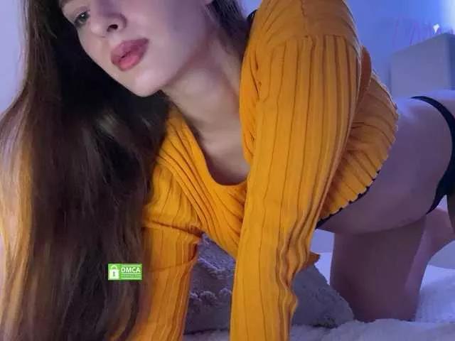 EmmSee on BongaCams 