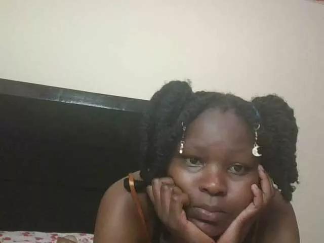 Join slutty slut Empressvee Empressvee from BongaCams