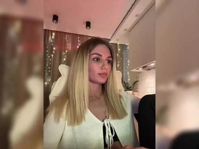 Offline EnlivenLuv on BongaCams