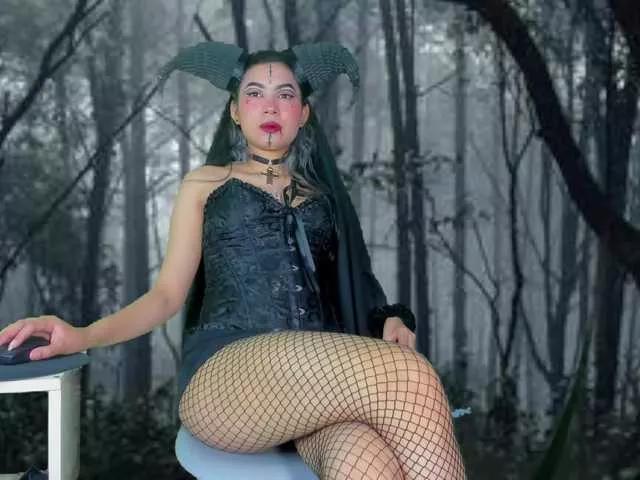 esrabilgic7 on BongaCams 