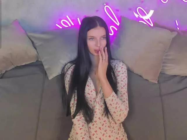 Eva-Mayers from BongaCams