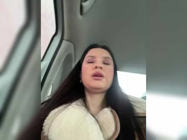 EvaRoughe on BongaCams