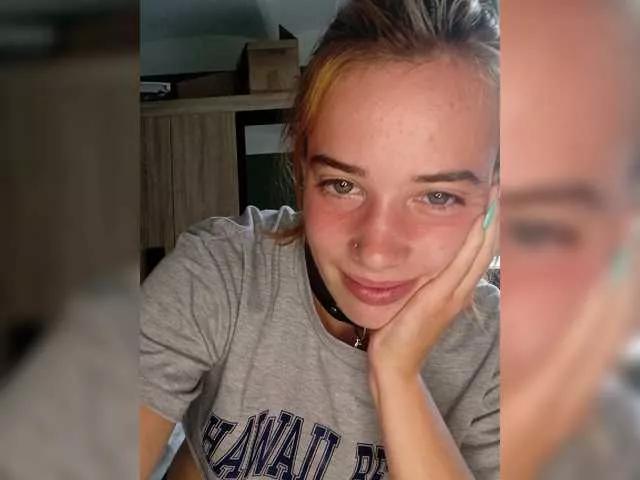 Evie-Eve on BongaCams 