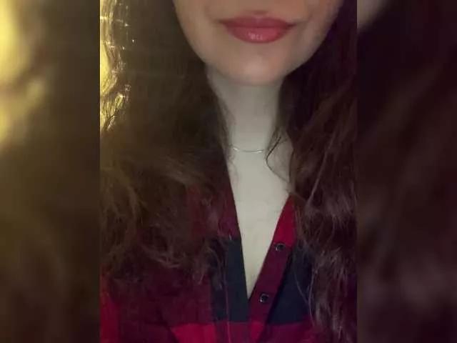 FeeBee on BongaCams 