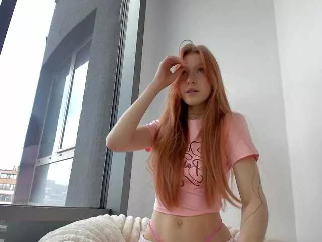 FoxieKiss from BongaCams