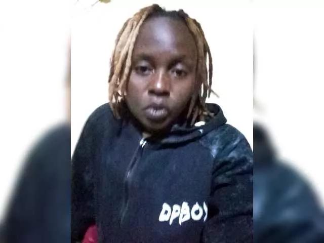 Offline freakcurvy8 on BongaCams