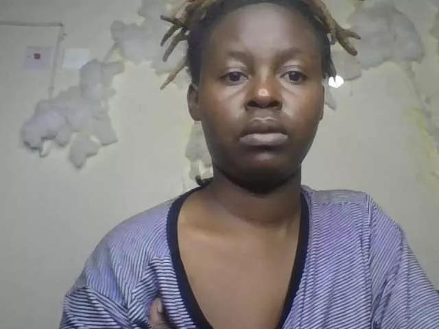 Offline freakcurvy8 on BongaCams