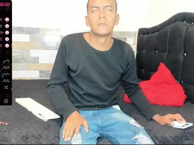 fuckingsmoke2 on BongaCams 