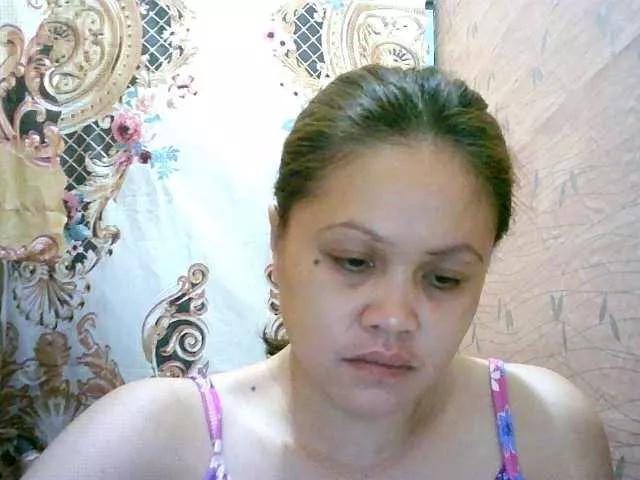 GorgeuosInay on BongaCams