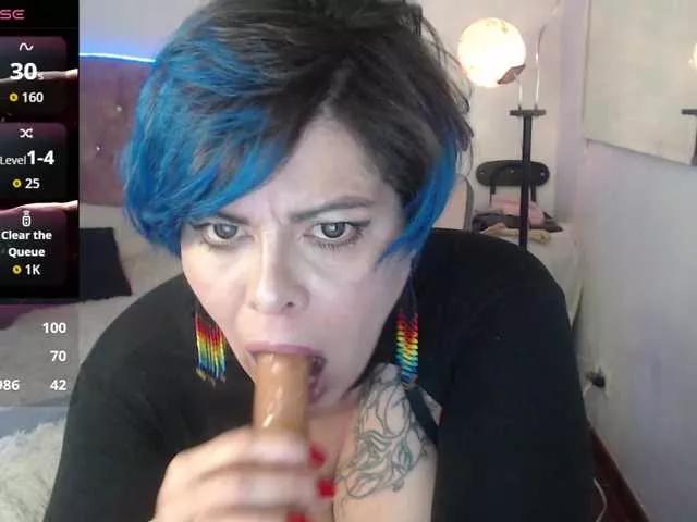 Offline GreciaHorny on BongaCams