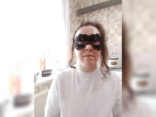 Guzel1 on BongaCams
