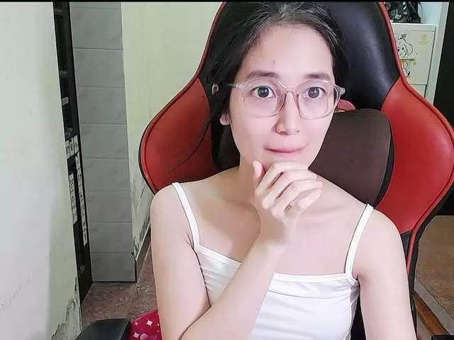 Hana099 on BongaCams 