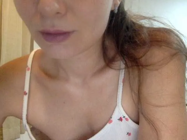HotWifey — Freechat on BongaCams