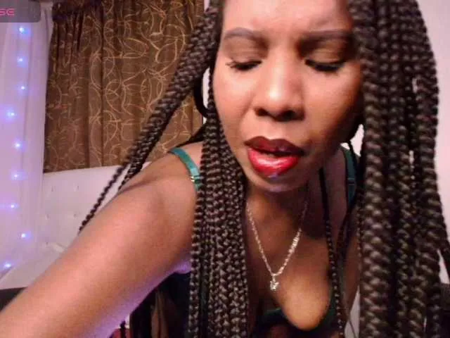 Ivonjoness on BongaCams