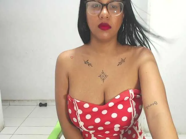 Janicewhore on BongaCams