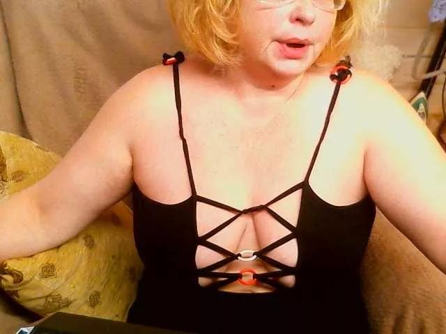 Janna2210 on BongaCams 