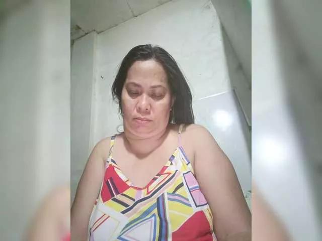 jelyn87 on BongaCams 