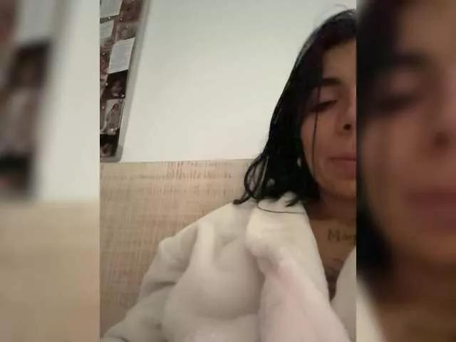 Masturbate to sexy stripper Juanita-fox juanita-fox from BongaCams