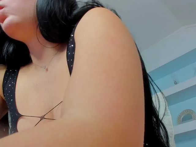 JuicyJulie on BongaCams