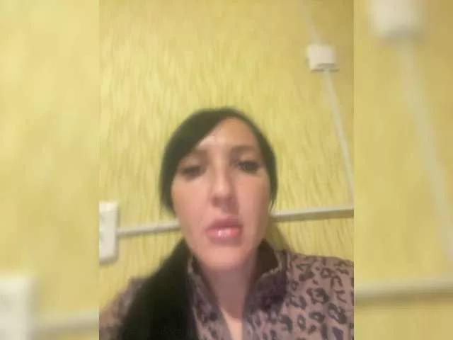 JuliaGramm81a on BongaCams